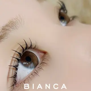 マツエク・マツパ Bianca 名駅店 飯田のマツエク・マツパデザイン
