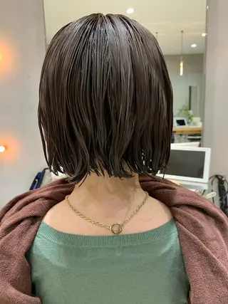 ショート 柔らか透け感カラー 🌿ムロヤリョウスケのヘアスタイル