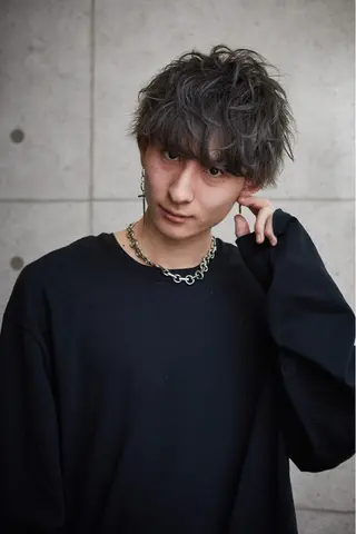 ショート カラー パーマ メンズ パーマ比率50% 辻本耀二郎のヘアスタイル