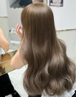 ロング 💎のぼりゆい/大須 ブリーチなしWカラーのヘアスタイル