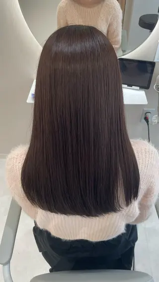 ロング Zina千葉2nd 💫萌音のヘアスタイル