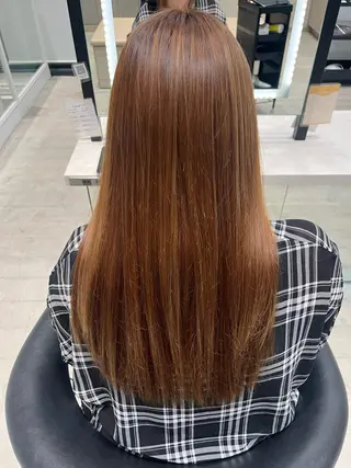 ロング コハク /艶カラー 縮毛矯正のヘアスタイル