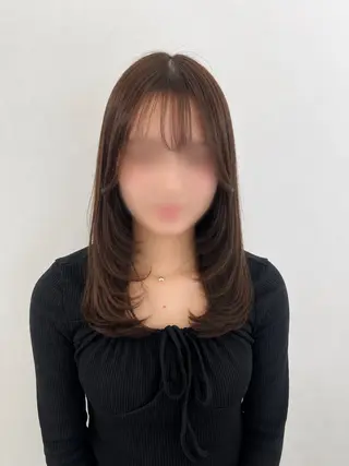 セミロング 🫧透明感・オリーブ カラー🌿岡本ひろなのヘアスタイル