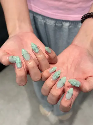 ネイル Eli Muse 新宿ネイルのネイルデザイン
