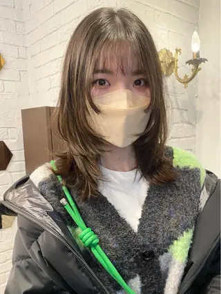 セミロング カラー ヘアアレンジ レイヤーカット×髪質 改善🇰🇷シオリのヘアスタイル