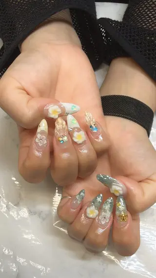 ネイル ✨アン ミユ✨のネイルデザイン