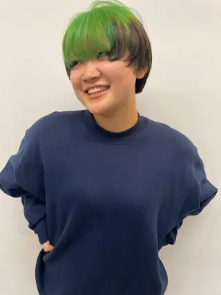 ショート オカモト ミユウのヘアスタイル