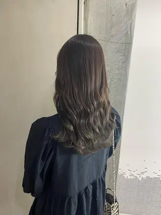セミロング カラー 清村 和音のヘアスタイル