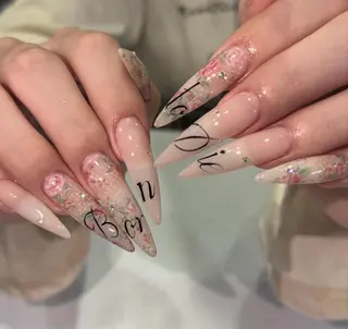 ネイル Nova Nail Nambaのネイルデザイン