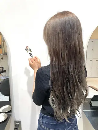 ロング カラー ヘアアレンジ REONA🪽✨薬院 レイヤーカット🫧のヘアスタイル