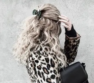 セミロング 夜23時まで予約🉑 reverieあきらのヘアスタイル