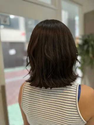 ミディアム 大人女性に寄り添う 髪質改善サロンのヘアスタイル