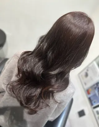 ロング カラー 平田 七海のヘアスタイル