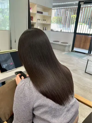 ロング パーマ 韓国×艶ハイトーンが かわいい✨️リオ🍒のヘアスタイル