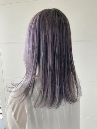 セミロング タカツド ユウキのヘアスタイル