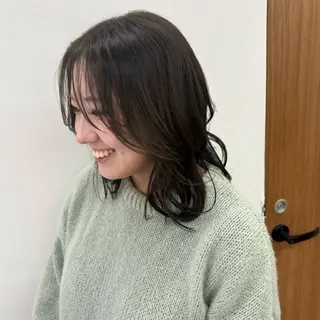 ミディアム カラー momo / カラー、カットモデルのヘアスタイル