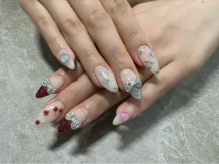 ネイル LAVISH 大和店 🤱子連れ大歓迎のネイルデザイン