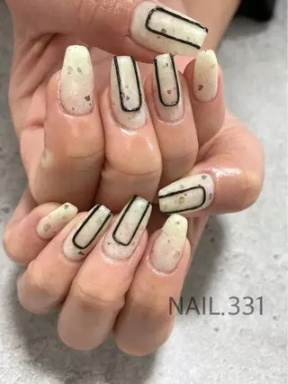 ネイル Nail 331のネイルデザイン