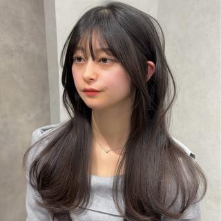 ロング レイヤーカット/ 透明感カラー/あさかのヘアスタイル