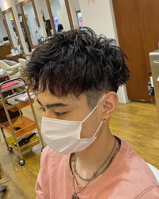 パーマ メンズ 原田 涼矢のヘアスタイル