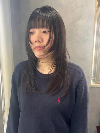 ロング Noa/レイヤー カット🩵パーマのヘアスタイル
