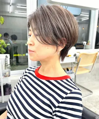 ショート カラー 👑ボブはお任せ ミヤノ👑のヘアスタイル