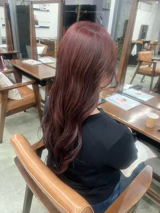 ロング AI  /暖色/ ガーリーヘアのヘアスタイル