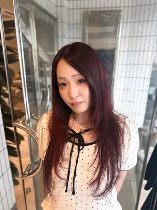 ロング カラー ᴍᴏᴇ ‎ 〈 en. 〉のヘアスタイル