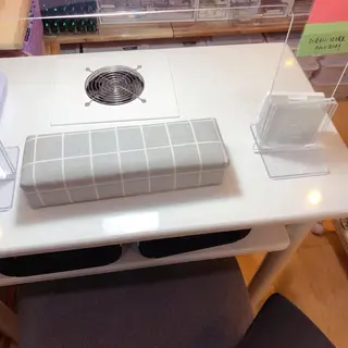 ネイル ネイルサロン ルミア Lumia 店長施術のネイルデザイン