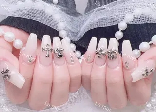 ネイル Merit メリット_のネイルデザイン
