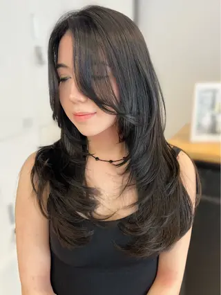 ロング 𝒌𝒐𝒕𝒐/ 本厚木美容師のヘアスタイル