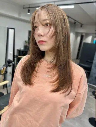 ロング カラー レイヤーカット🪄 耳ツボ🎀Ayumiのヘアスタイル