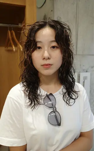 ミディアム パーマ 西宮北口パーマ 鮫島竜海のヘアスタイル