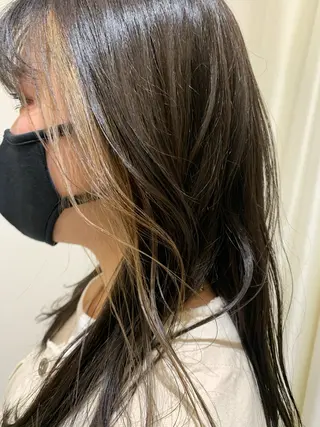 ミディアム カラー 吉田 詩穂のヘアスタイル