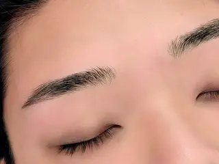 アイブロウ Akane iBROW.のマツエク・マツパデザイン