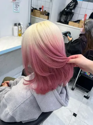 ミディアム カラー ブリーチカラー 🩵MIZUKIのヘアスタイル