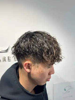 ショート パーマ 千葉弘平 🔥波巻き特化🔥のヘアスタイル
