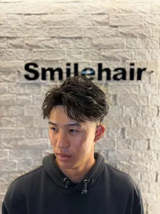 ショート パーマ メンズ フェードとパーマ特化 小池 魔裟斗のヘアスタイル