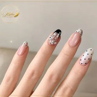 ネイル Melia Nailsのネイルデザイン
