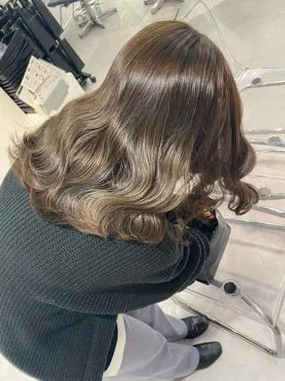 セミロング カラー しゅり🇰🇷 日韓MIXメンズヘアのヘアスタイル