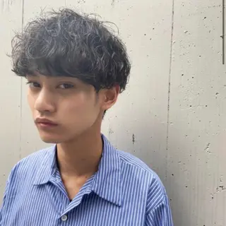 ショート パーマ メンズ 【海外風ヘア、 似合わせ】KAEDEのヘアスタイル