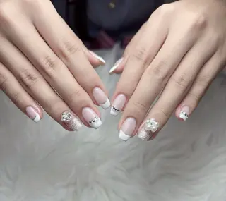 ネイル ENsalon AKIRAのネイルデザイン
