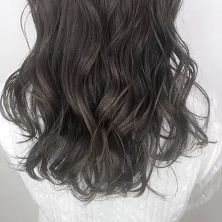 カラー 小顔レイヤー/ ベージュ🤍Rieのヘアスタイル