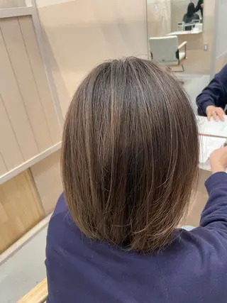 ショート カラー カラー特化型美容師 保住のヘアスタイル