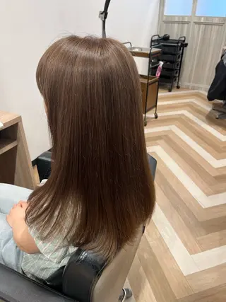 セミロング 艶髪特化 しゅんぼう 長岡髪質改善のヘアスタイル