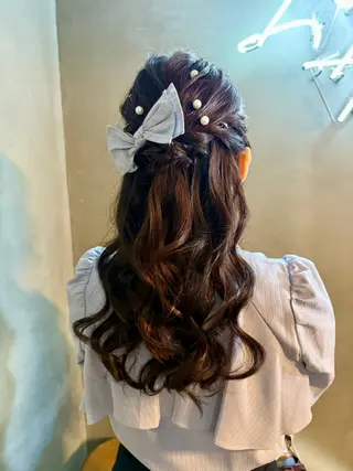 ロング ヘアアレンジ 佐伯 桃のヘアスタイル