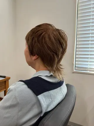 ショート カラー Meteor 店長 祝田涼太のヘアスタイル