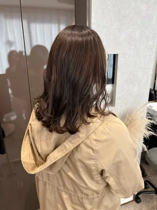 ミディアム QUEなつみ 🕊🫧のヘアスタイル