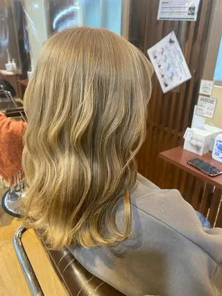 セミロング カラー 女性目線でつくる ボブ縮毛矯正のヘアスタイル