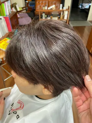 ショート カラー メンズ 浅岡 昭汰のヘアスタイル